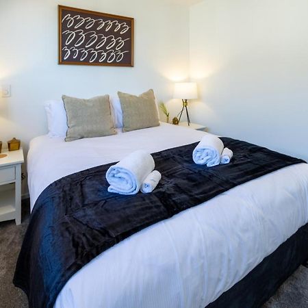 Апартаменты Harmony Hideout 2 Bed 2 Bath Крайстчёрч Экстерьер фото